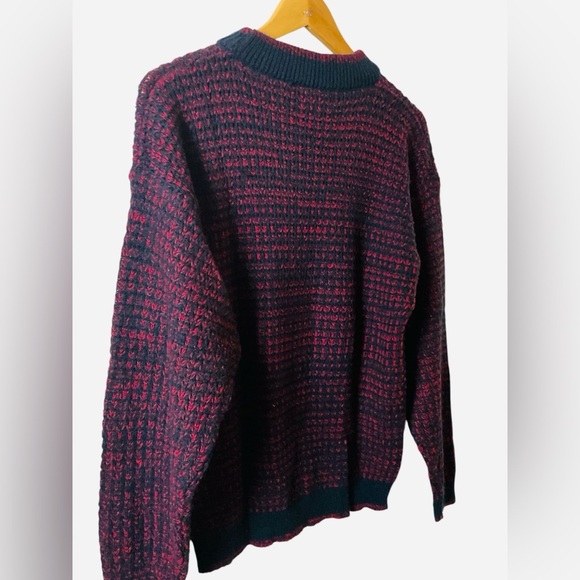Women's Red and Black Sweater - Picture 2 of 8